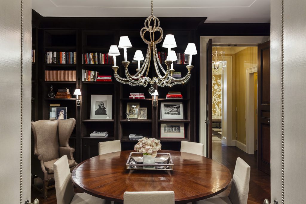 View of Luxury on Fifth Avenue 6